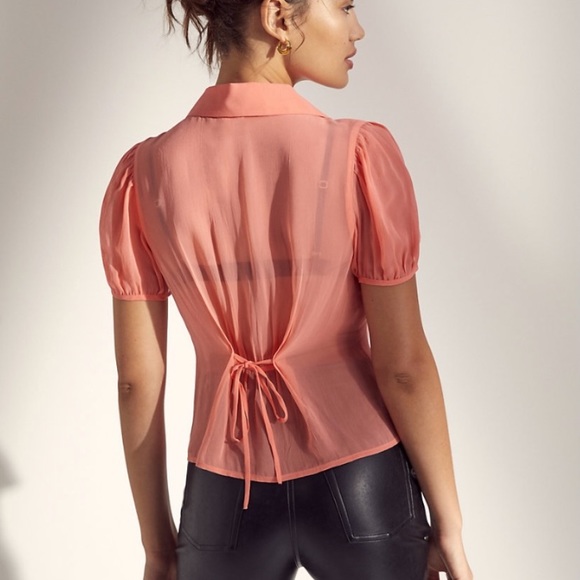 Beautiful Aritzia Wilfred Blouse - Picture 3 of 3